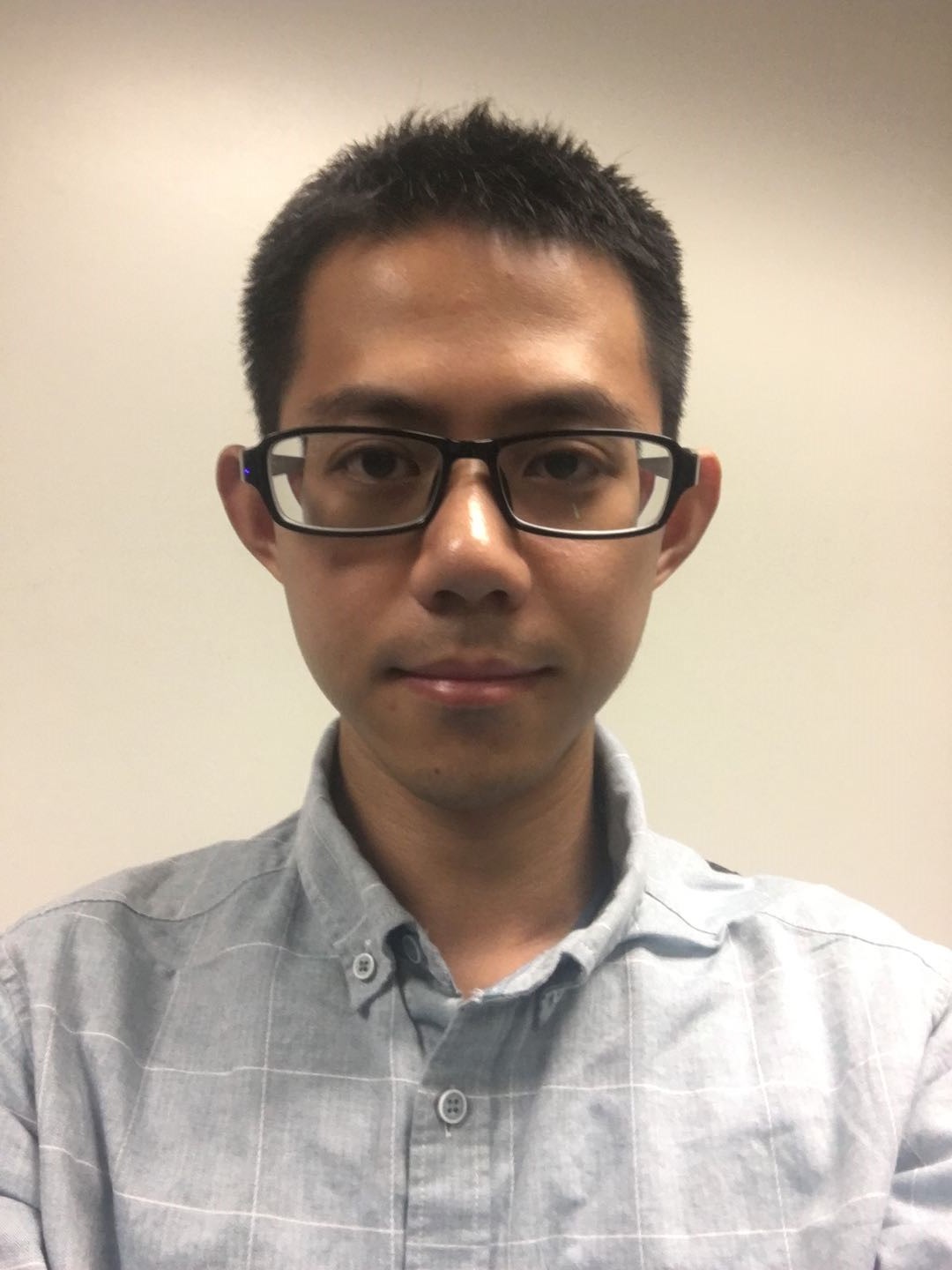 Zeyu Huang